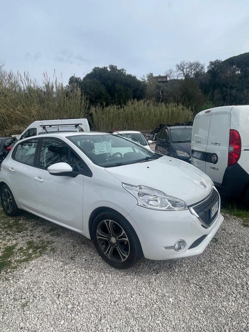 Peugeot 208