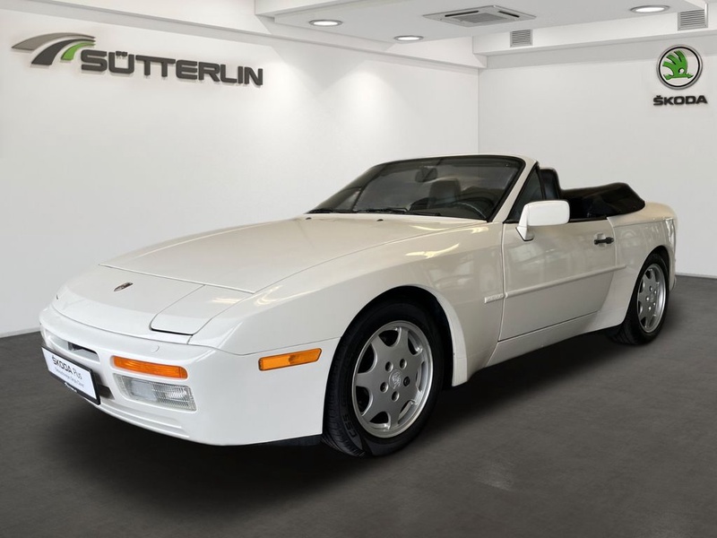 Porsche 944