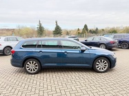 Volkswagen Passat 2023