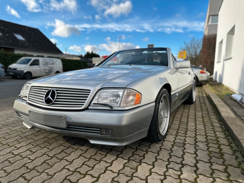 Mercedes-Benz SL-Class