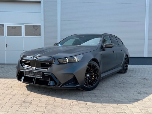 BMW M5 2025