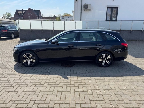 Mercedes-Benz C-Class 2022