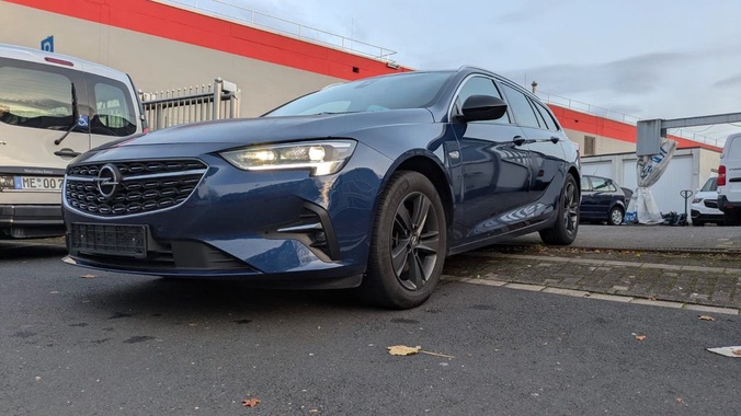 Opel Insignia 2021