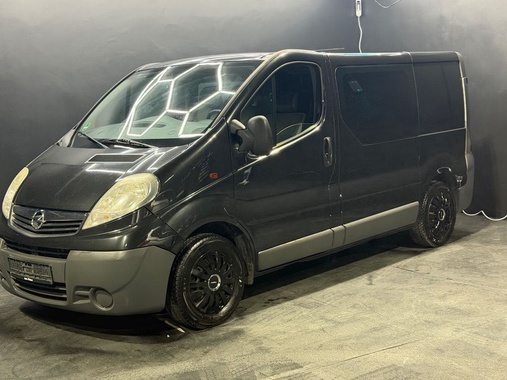 Opel Vivaro 2011