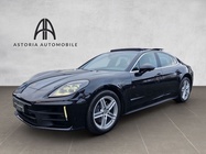 Porsche Panamera 2024