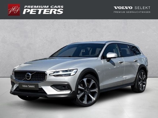 Volvo V60 2023
