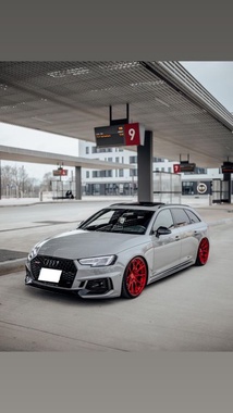 Audi RS4 2019