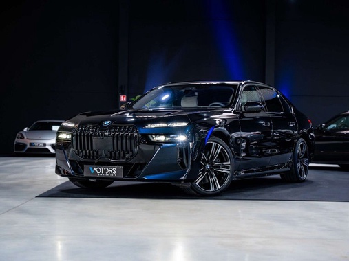 BMW i7 2023