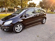 Mercedes-Benz B-Class 2011