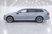 Volkswagen Passat 2022