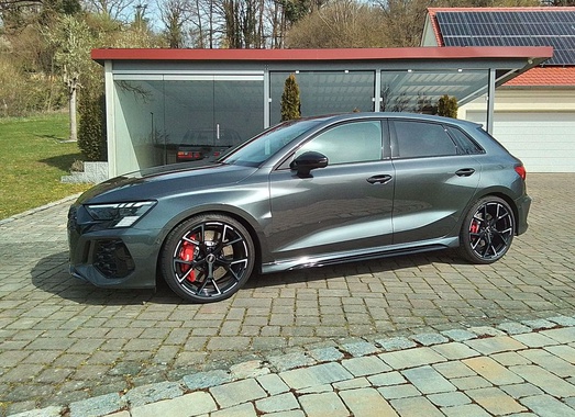 Audi RS3 2023