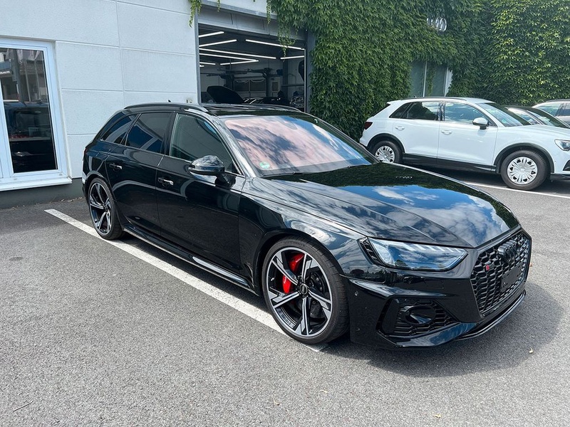 Audi RS4