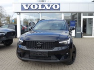 Volvo XC40 2025