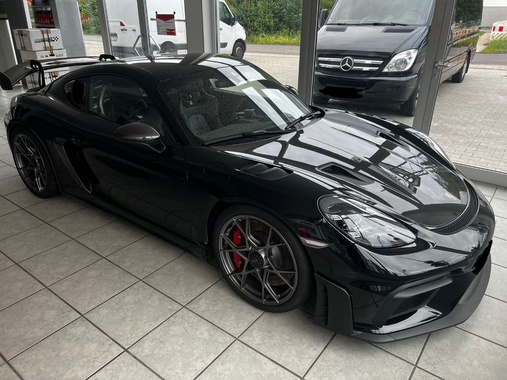Porsche Cayman 2022
