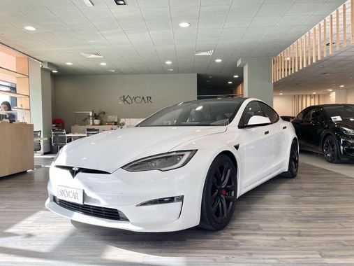 Tesla Model S 2023