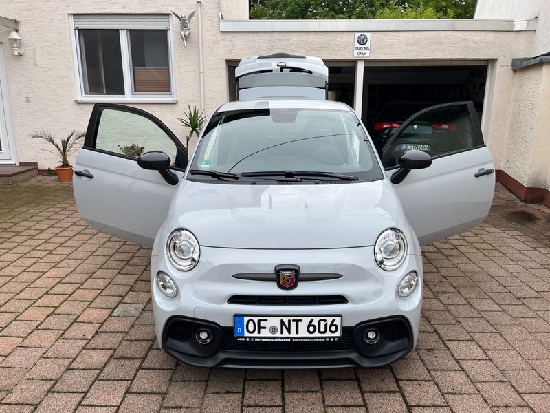 Abarth 695