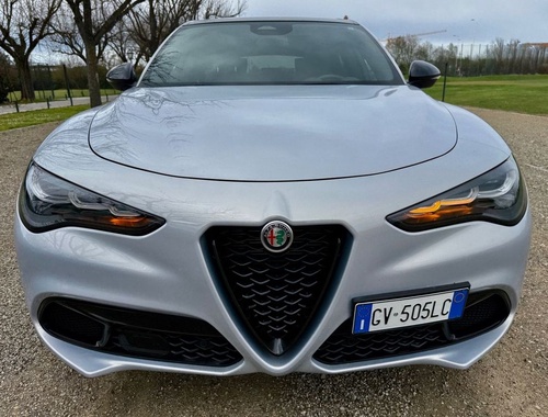 Alfa Romeo Stelvio 2024
