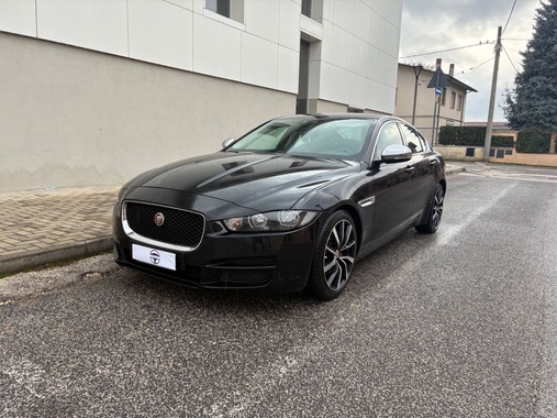 Jaguar XE 2016