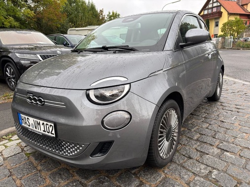 Fiat 500e 2023