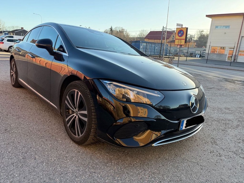 Mercedes-Benz EQE