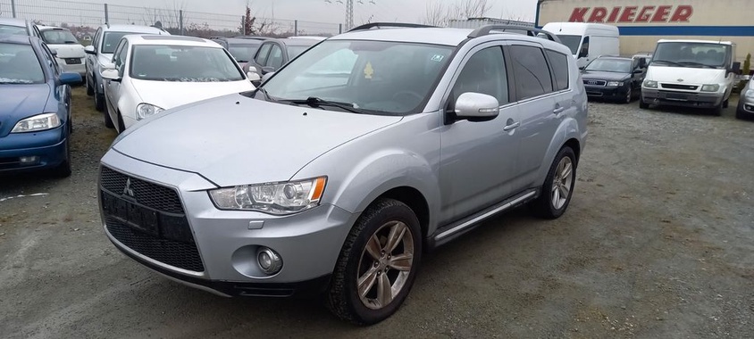 Mitsubishi Outlander 2012