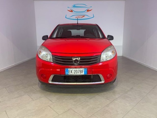 Dacia Sandero 2011