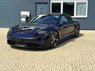 Porsche Taycan 2022