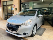 Peugeot 208 2013