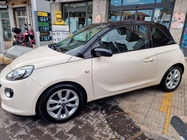 Opel Adam 2016