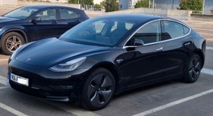 Tesla Model 3 2019