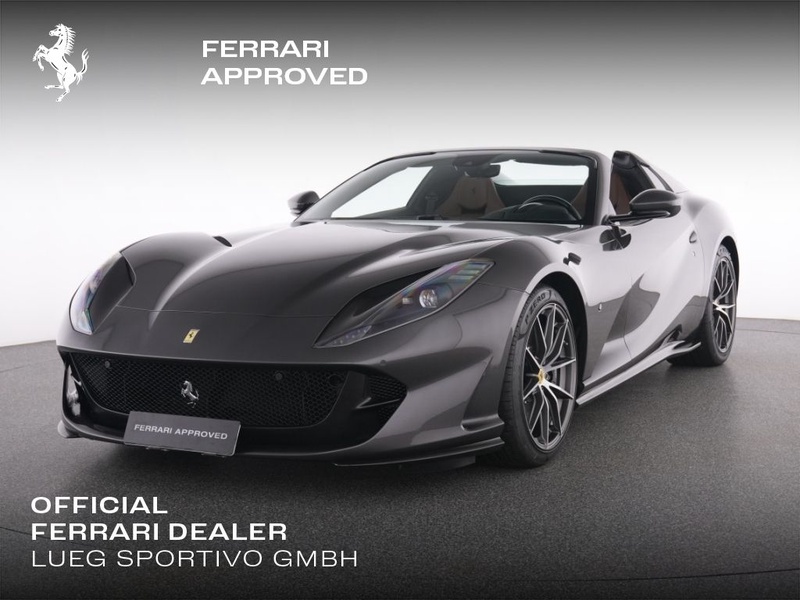 Ferrari 812
