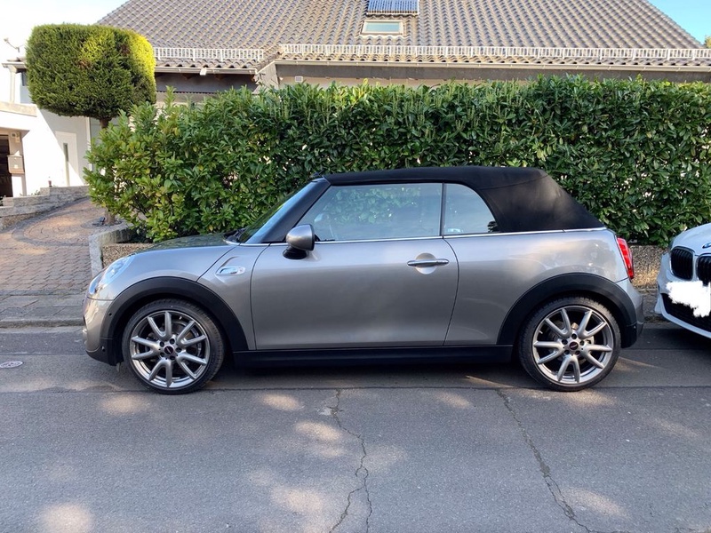MINI Cabrio