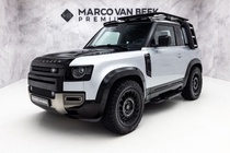 Land Rover Defender 2021