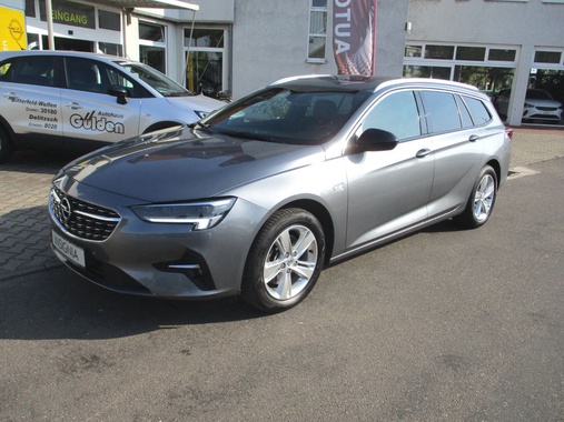 Opel Insignia 2021