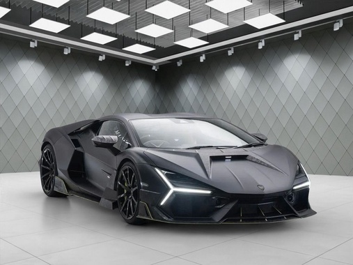 Lamborghini Revuelto 2026