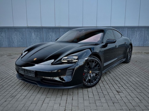 Porsche Taycan 2022