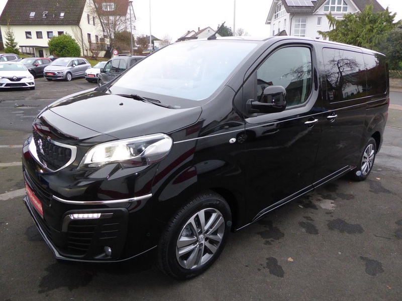 Peugeot Traveller