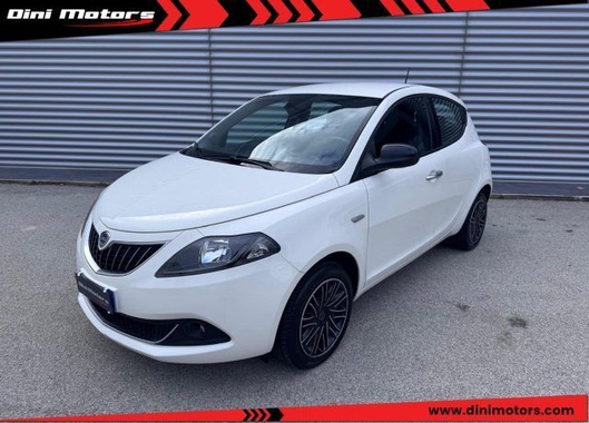 Lancia Ypsilon 2022