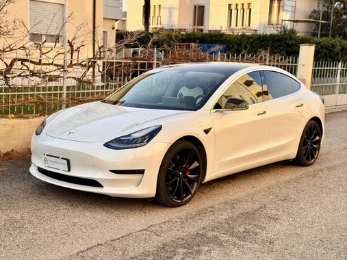 Tesla Model 3 2020