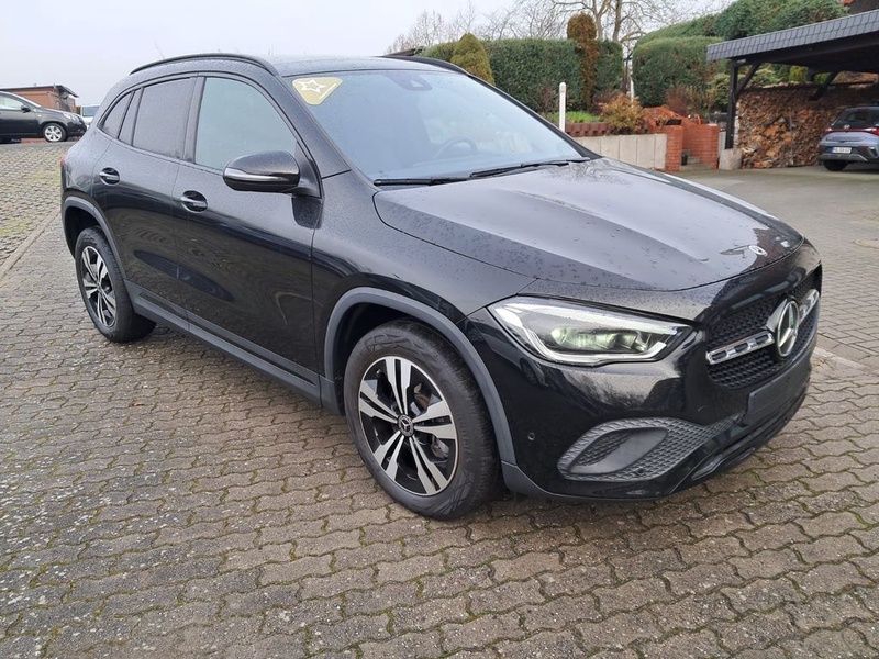 Mercedes-Benz GLA-Class