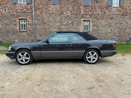 Mercedes-Benz 300 1992