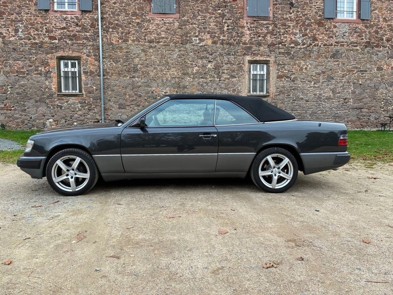 Mercedes-Benz 300
