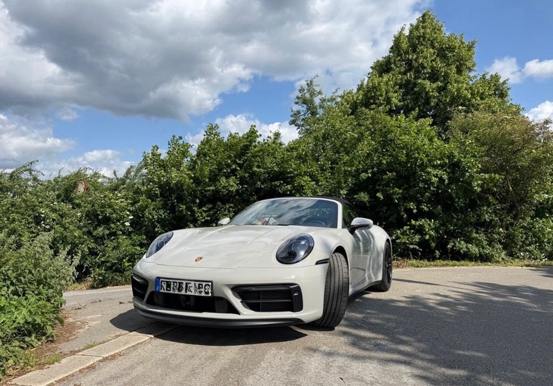 Porsche 992