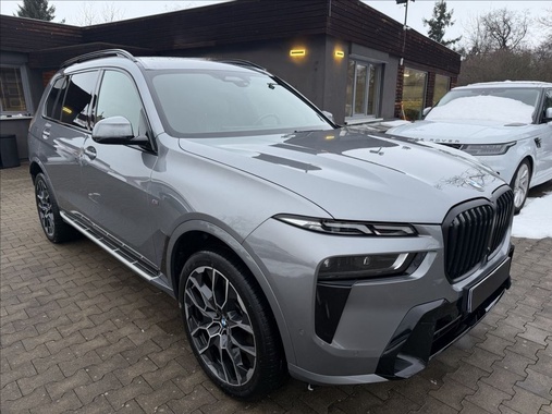 BMW X7 2023