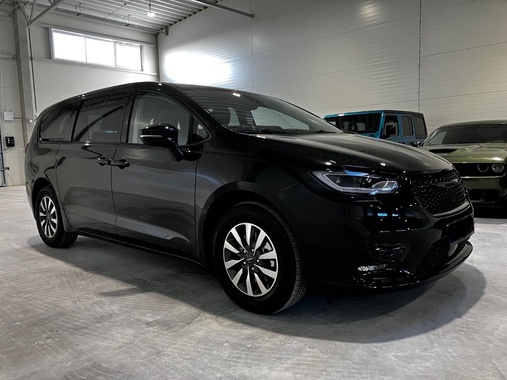 Chrysler Pacifica 2024