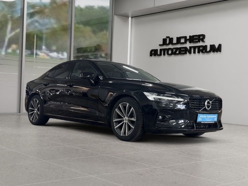 Volvo S60 2022