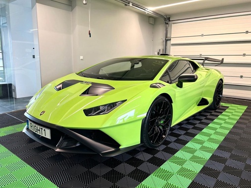 Lamborghini Huracan 2024