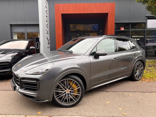 Porsche Cayenne 2021