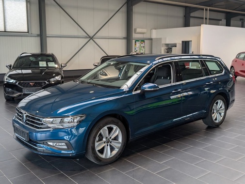 Volkswagen Passat 2022