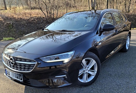 Opel Insignia 2022